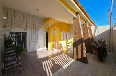 Oportunidade única no jabotiana: espaço de sobra para toda a família!