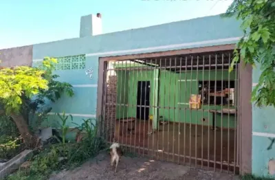 Casa para venda em santa tereza do oeste, centro, 2 dormitórios, 1 banheiro, 1 vaga