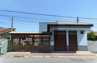 Casa à venda em taubaté-sp, bairro chácara são silvestre, 2 quartos, 3 salas, 2 banheiros, 220m² de área.