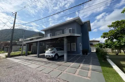 Imóvel à venda: casa de luxo com 5 quartos e 5 suítes em , no bairro de , com 3 salas, 7 banheiros, 4 vagas e 220,00 m².