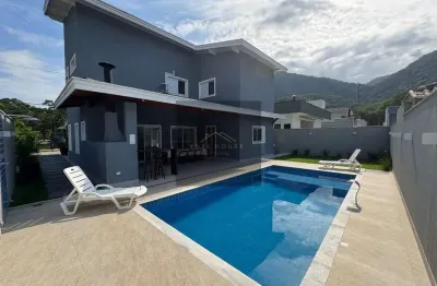 Imóvel à venda: casa de luxo com 5 quartos e 5 suítes em , no bairro de , com 3 salas, 7 banheiros, 4 vagas e 220,00 m².