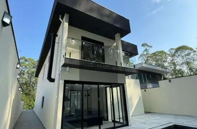 Casa em condomínio na aldeia da serra, barueri-sp! 3 quartos, 3 suítes, 2 salas, 5 banheiros, 4 vagas de garagem, 382m².