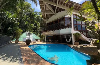 Venda de casa em condomínio de luxo em ubatuba-sp, bairro domingas dias: 4 quartos, 4 suítes, 3 salas, 6 banheiros, 5 vagas, 700m².