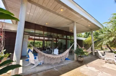 Casa de luxo em condomínio na praia de domingas dias, ubatuba-sp - 4 quartos, 4 suítes, 1 sala, 5 banheiros, 3 vagas, 300m²