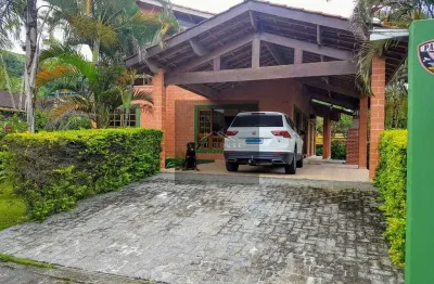 Casa à venda em são sebastião-sp, no bairro cigarras: 3 quartos, 1 suíte, 3 salas, 4 banheiros, 2 vagas, 205m². venha conferir!