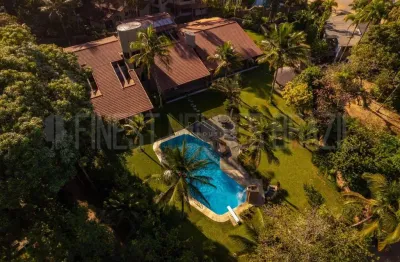 Casa em ubatuba a beira mar com 6 suítes , na praia domingas dias