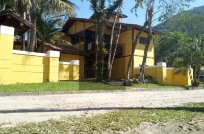 Casa à venda em ubatuba-sp, na praia dura: 3 quartos, 2 salas, 3 banheiros, 5 vagas de garagem, 350m² de área.
