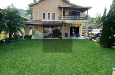 Casa no condomínio recanto lagoinha, ubatuba-sp: 7 quartos, 3 suítes, 3 salas, 5 banheiros, 4 vagas, 375m². venha conhecer!