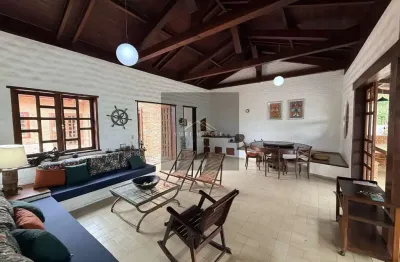 Casa de temporada de 5 quartos e 5 suítes no condomínio pedra verde, ubatuba-sp - 150,00m², 3 salas, 5 banheiros, 3 vagas.
