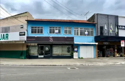 Sala comercial com 7 salas para alugar na Rua Beatriz Amaral Pereira, Bacaxá, Saquarema