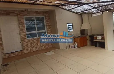 Sobrado de esquina no bairro nossa senhora das graças