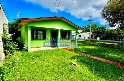 Casa independente em terreno de esquina próx ao centro de arroio do sal