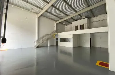 Galpão para locação em camboriú, centro, 3 banheiros