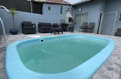 Casa para locação em camboriú, santa regina, 3 dormitórios, 1 suíte, 2 banheiros, 1 vaga