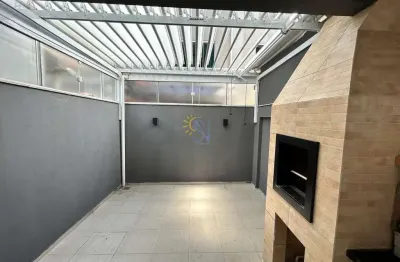 Sobrado para Venda em Camboriú, Rio Pequeno, 2 dormitórios, 2 suítes, 3 banheiros, 1 vaga