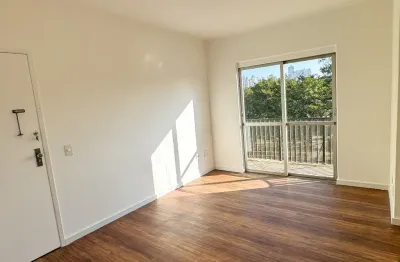 Vende-se apartamento 03 dorm. com 01 suíte em sto andré