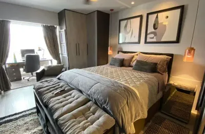 Vende-se cobertura duplex mobiliada no bela vista com sala para dois ambientes com varanda e 01 vaga