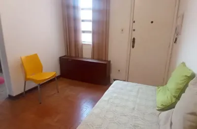 Aluga-se apartamento de 01 dormitório na bela vista