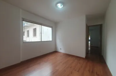 Aluga-se apartamento 01 dormitório na vila clentina com vaga
