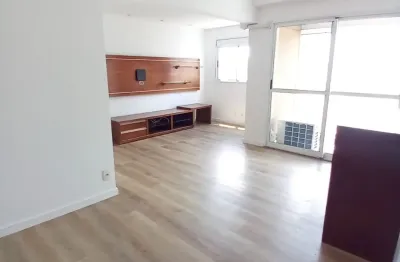 Aluga-se Apartamento 02 dormitórios na Bela Vista com vaga e lazer