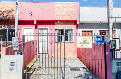 Casa com 1 quarto à venda no Jardim Algarve, Alvorada 