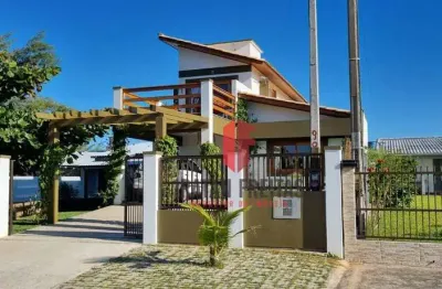 Sobrado com 2 dormitórios à venda, 147 m² por r$ 583.000,00 - itapeva - torres/rs