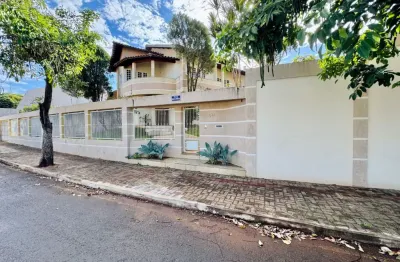 Casa com 7 quartos à venda na Rua Arthur Jaceguai, 311, Itamarati, Londrina