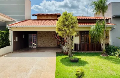 Casa a venda no cond. resd. havana, térrea com 3 dormitórios sendo 1 suíte, piscina e churrasqueira.