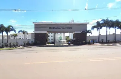 Venda apartamento muito bem localizado &oacute;timo custo beneficio 2 quartos   1 vaga de garagem   &aacute;rea de lazer