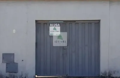 Aluguel casa bem localizada  1 quartos, sala,  banheiro social , quintal amplo vaga de garagem