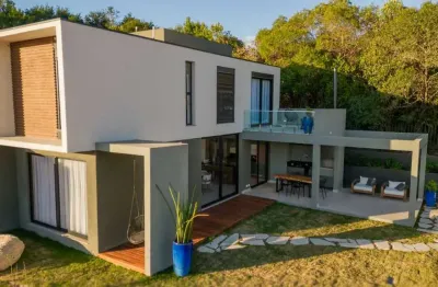 Casas alto padrão em condominio exclusivo - la reserva