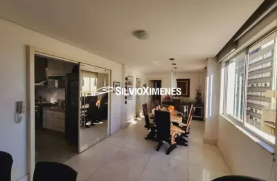 Apartamento à venda com 180 m², 4 quartos e 2 vagas