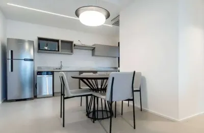 Apartamento para locação com 77m², 2 quartos e 2 vagas