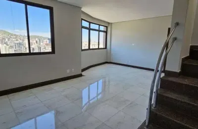Cobertura para alugar com 230m², 4 quartos e 3 vagas