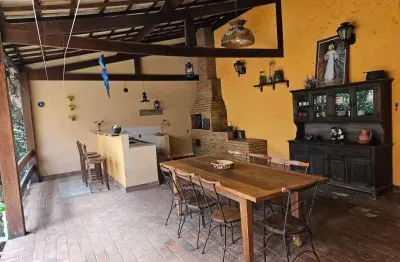 Casa com 2 quartos à venda na Rua Oswaldo Cruz, 55, Nova Suíssa, Belo Horizonte