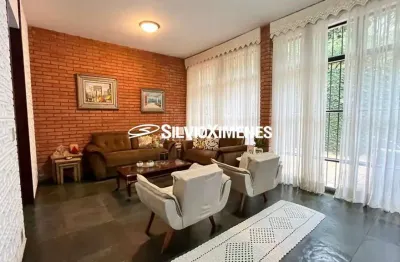 Residencial › casa no comiteco com 256,00 (m²), 4 quartos e 3 vagas para venda