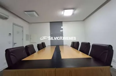 Casa comercial com 5 salas para alugar na Rua dos Guajajaras, 715, Lourdes, Belo Horizonte