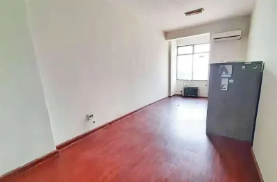 Casa comercial com 1 sala para alugar na Rua Tenente Brito Melo, 342, Barro Preto, Belo Horizonte