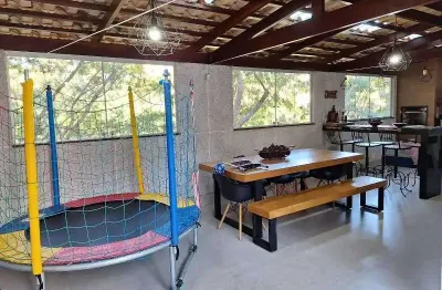 Residencial › área privativa com 177,00 (m²), 3 quartos e 2 vagas para venda