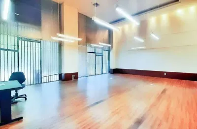 Casa comercial para alugar na Avenida Bernardo Monteiro, 1535, Funcionários, Belo Horizonte