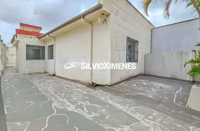 Residencial › Casa no Santa Efigênia com 128,75 (M²), 3 quartos e 3 vagas para Aluguel