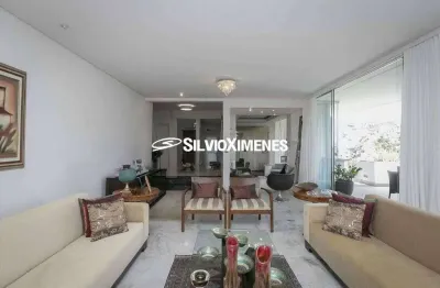 Residencial › Casa no Vila Paris com 750,00 (M²), 4 quartos e 5 vagas para Venda