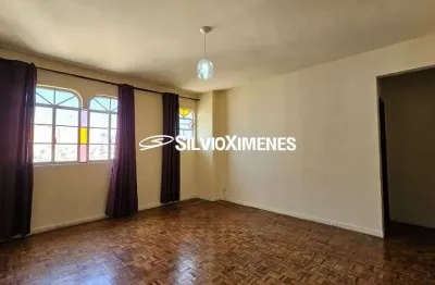 Residencial › Apartamento no Centro com 89,00 (M²), 2 quartos  para Aluguel