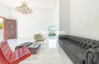 Residencial › Casa de Condomínio no com 830,00 (M²), 4 quartos e 4 vagas para Venda