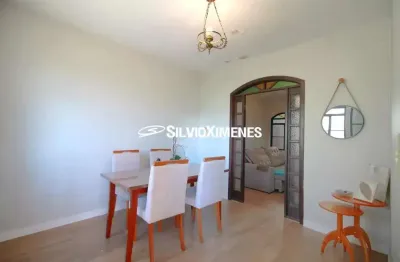 Residencial › Casa no Santa Tereza com 200,00 (M²), 3 quartos e 3 vagas para Venda