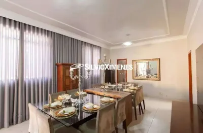 Residencial › Casa no Calafate com 448,00 (M²), 4 quartos e 4 vagas para Venda