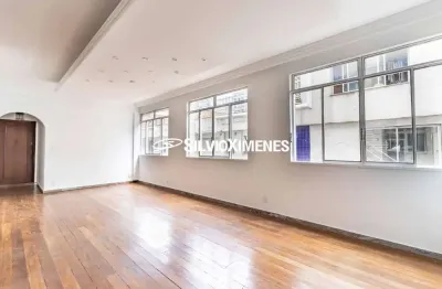 Residencial › Apartamento no Santo Agostinho com 230,00 (M²), 5 quartos e 2 vagas para Venda