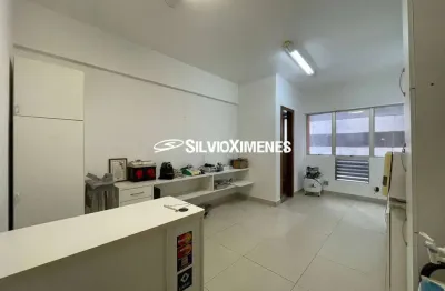 Comercial › Salas Comerciais no Santa Efigênia com 26,00 (M²), quartos e vagas para Aluguel, Venda