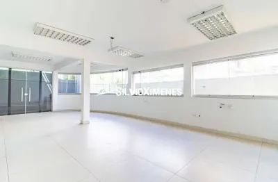 Residencial › Casa no Santa Lúcia com 540,00 (M²), 7 quartos e 8 vagas para Aluguel