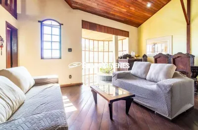 Residencial › Casa no São Lucas com 360,00 (M²), 4 quartos e 2 vagas para Venda